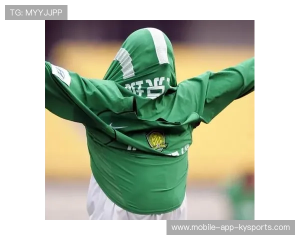 热刺里查德森门前抢点快速