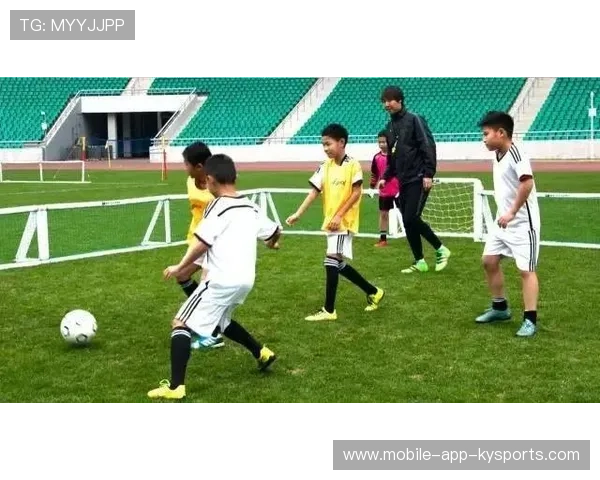 曼联青训改革方案聚焦长期梯队建设与一线融合